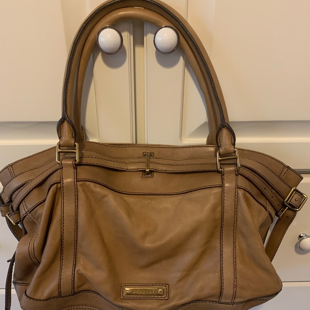 Oversized Burberry tote/ shoulder bag